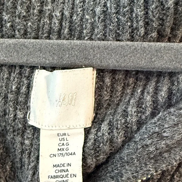 H&M Charcoal Turtleneck Sweater - Picture 2 of 3
